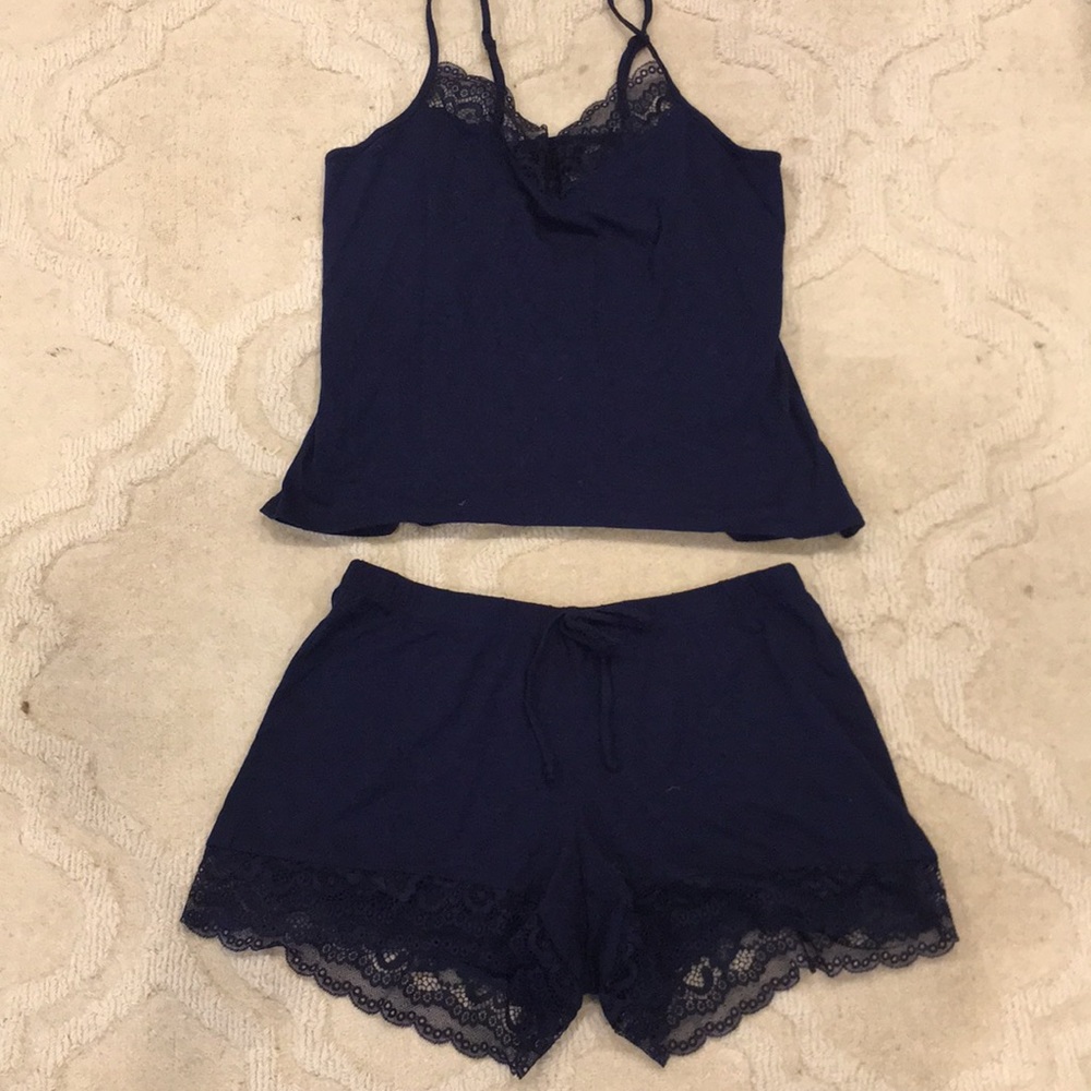IN BLOOM Lace Pajama Set